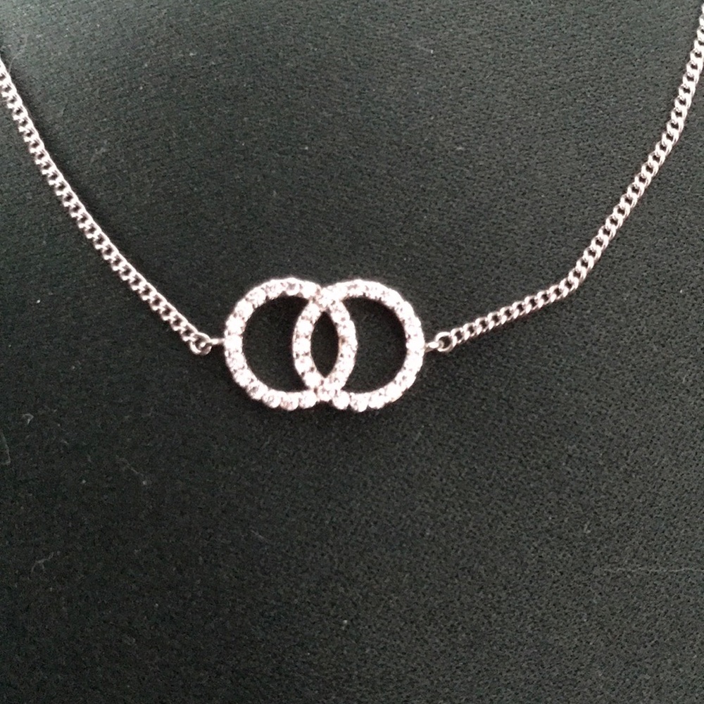 silver inset stones overlapping necklace